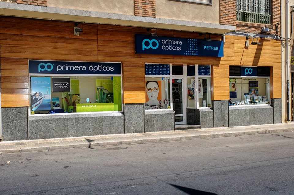 Primera Opticos se encuentra desde hace 20 años en la calle Pais Valencia