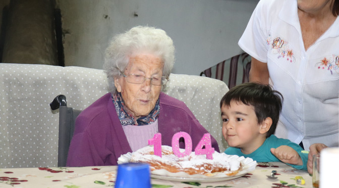 maria-paya-104-años-petrel-2