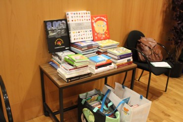 Libros destinados a la biblioteca del hospital clínico San Carlos