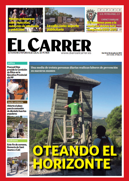 El semanal -antes mensual- "El Carrer" llega al quiosco desde hace más de 30 años. Portada de un número reciente.