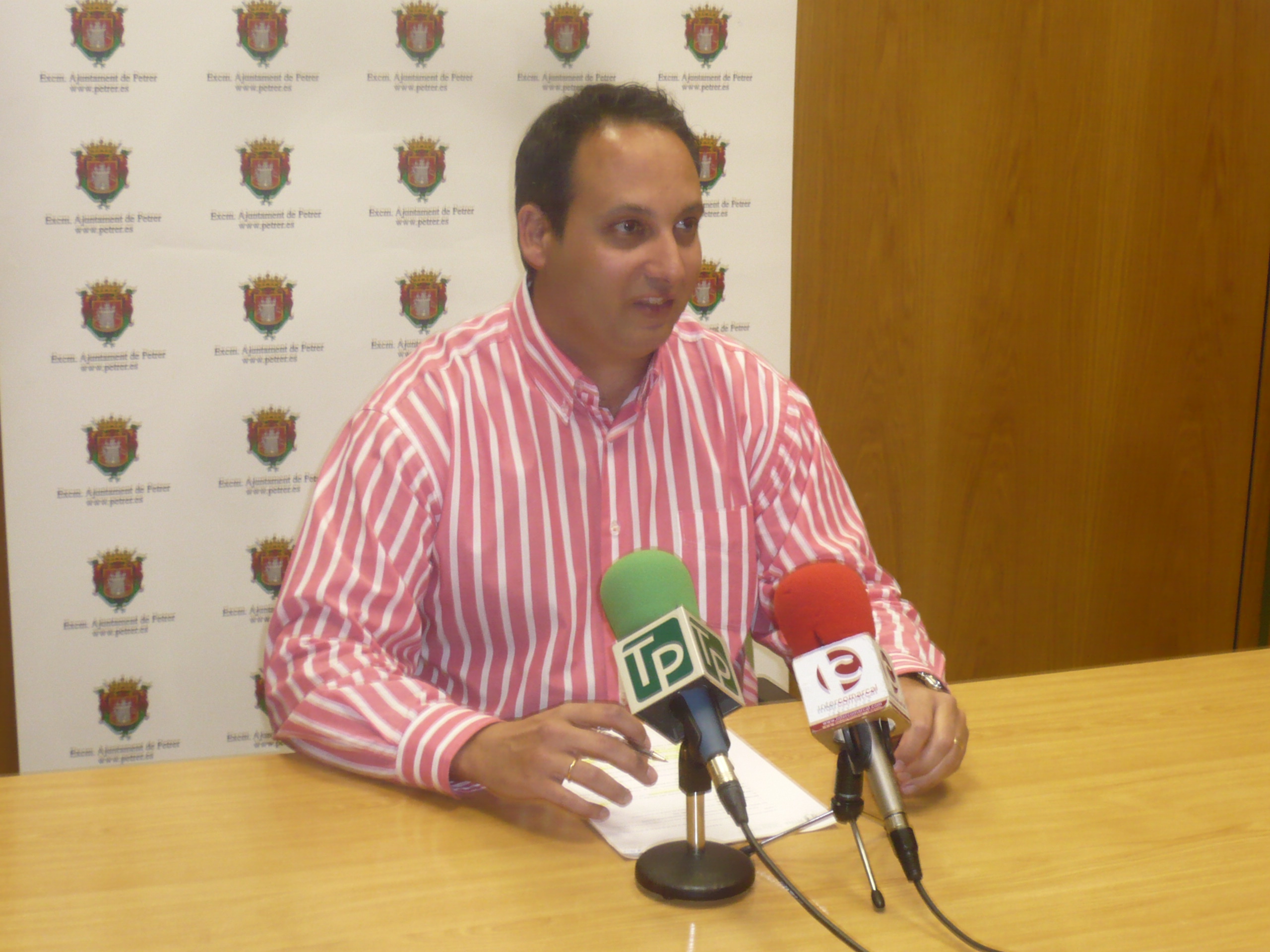 El portavoz popular adjunto, Óscar Payá, esta mañana en rueda de prensa.