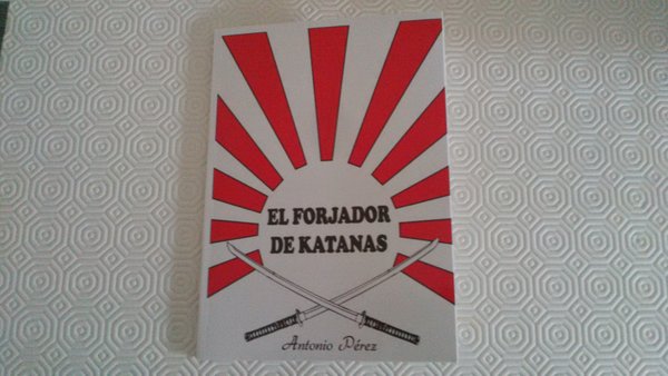Portada de "El forjador de Katanas", ilustrada por Pablo Llorente.