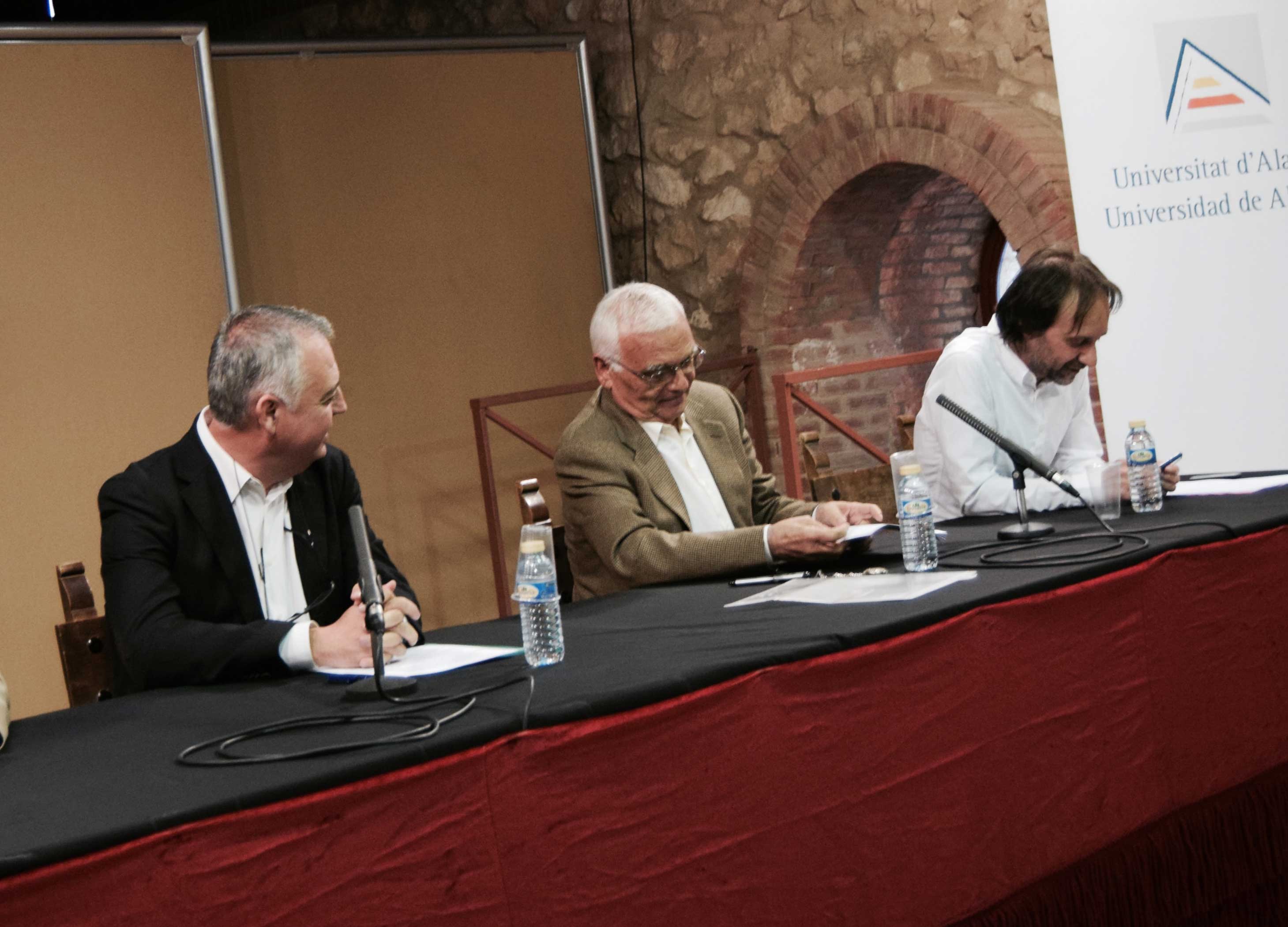 La Sede Universitaria Se Estrenó Con La Presentación De Un Libro Sobre ...